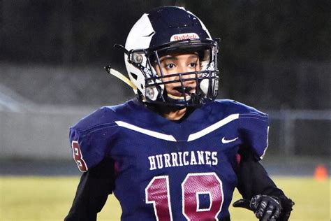 esther breitling|Florida HS Female Player Scores Touchdown in Key Football Game.